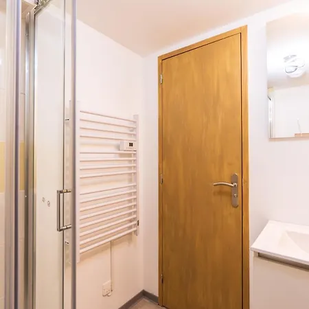 Le Roqueprins - Netflix/wi-fi Fibre/terrasse Apartment *